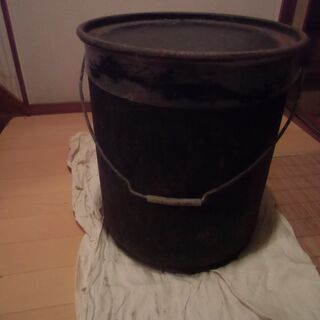 【取引成立】●無料● ペール缶 ふた付 取手付き 入れ物 直径約...