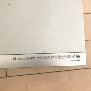 LG VHSビデオ一体型 DVDプレーヤー レコーダー DVCR-B300　2007年製 動作品 ビデオ DVD ビデオクリーナー付の画像