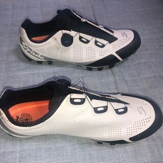 cycling shoes サイクリングシューズ　自転車シューズ　ビンディングシューズ　の画像
