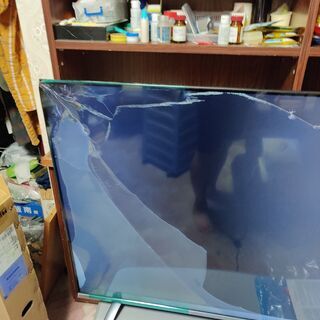 モニターの割れたSUNRIZE 4Kフレームレステレビ [55イ...