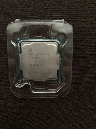 Intel core i7-8700K CPU 中古