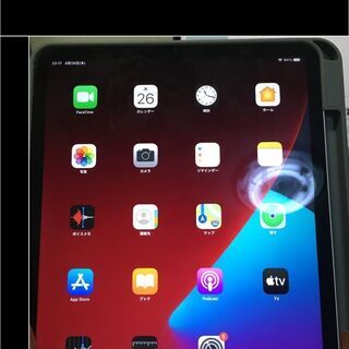 iPad Pro（11インチ）（第2世代）、カバー付きの画像
