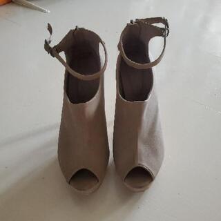 ハイヒール　23センチ