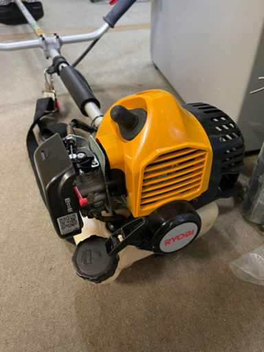 売り切れました　刈払い機　草刈り機　リョービ　EKM-2630