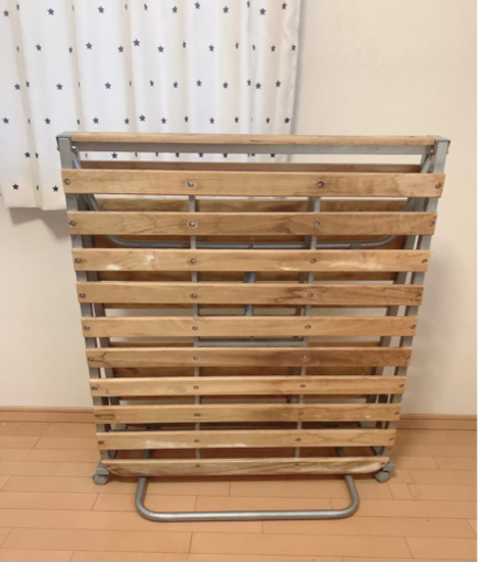 折りたたみシングルベッド