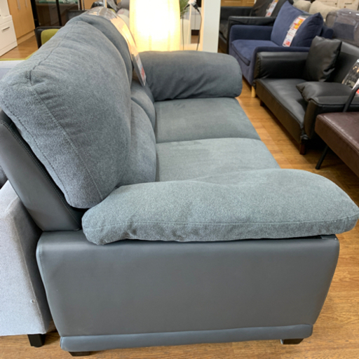 ２人掛けソファ　【店頭取引限定】【中古品】早い者勝ち！?足立区近郊配送可能！！