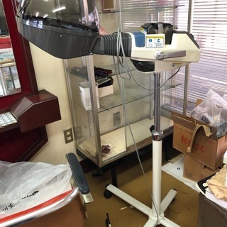 美容室グッズ　スチームがでるやつ