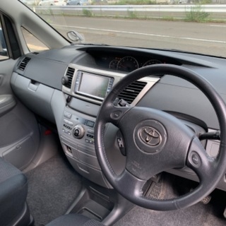 ボクシー　16万キロ・HDDナビ・ETC・ルーフキャリア・ヒッチメンバー・フリップダウンモニターの画像