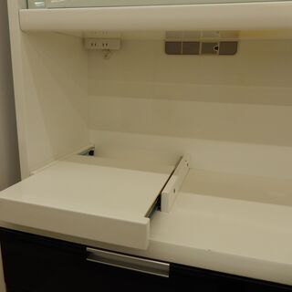 シギヤマ家具 食器棚  テリオス 140 OP BK ホワイト×ブラック ガラス引き戸 中古品 札幌市清田区の画像