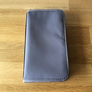 無印良品　MUJI パスポートケース　ウォレット　クリアケース付...