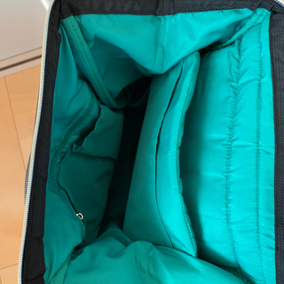 美品✨アネロバッグ大　チャコールの画像