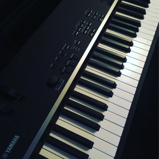 YAMAHA CP4 STAGE ステージピアノ 88鍵盤 5点セット【専用譜面台/ソフトケース/スタンド/ペダル付き】 ヤマハの画像