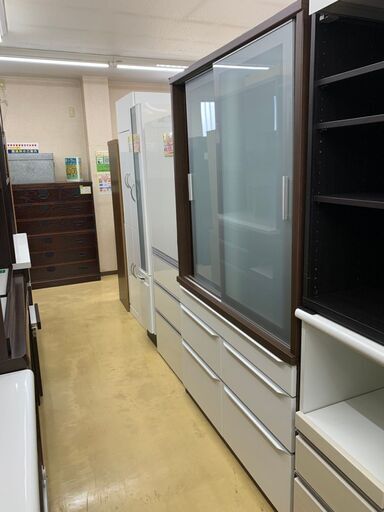 ✨松田家具✨ スライド式2面カップボード　大容量　大型