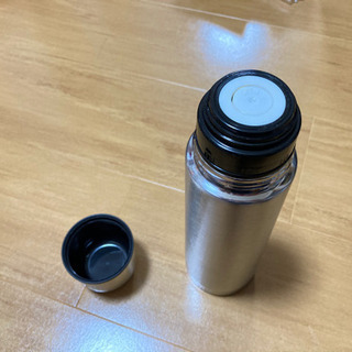 水筒の画像