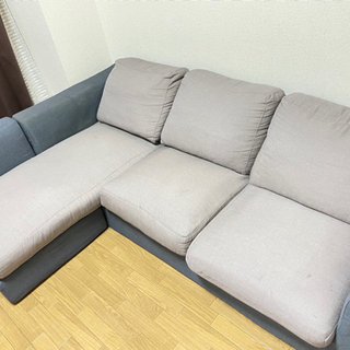 三人掛けソファー　グレー