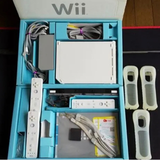 Nintendo Wii 本体 ニンテンドーウィー　ソフト5本付き