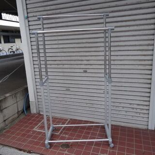 【お買い上げありがとうございました】パイプハンガー　二段　　キャ...