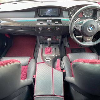 BMW 5シリーズツーリング　Mスポーツ　内外装フルカスタム　超希少車両☆の画像
