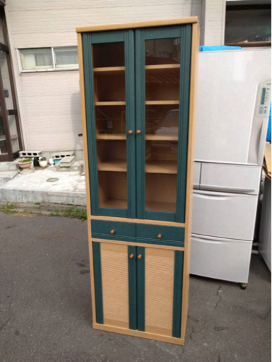 食器棚　戸棚　キッチン収納