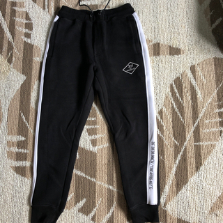 スエットパンツ 二枚の画像