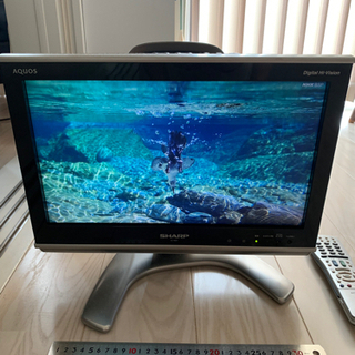 AQUOS LC-16E1 16インチ　ハイビジョン2007モデル