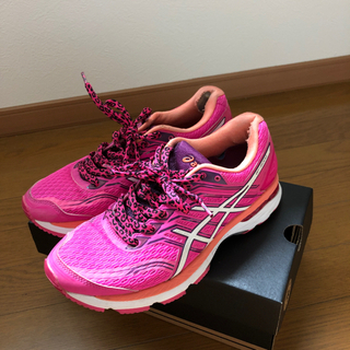 asics GT-2000