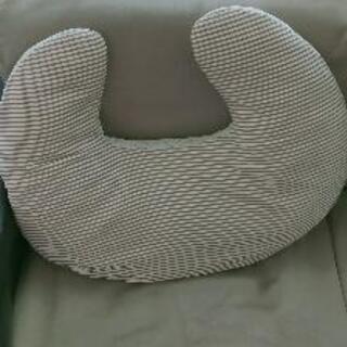 授乳枕
