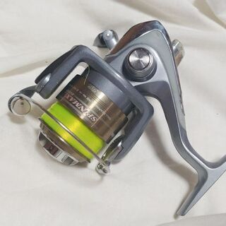 ダイワ　2000番スピニングリール3台+部品取り1台の画像