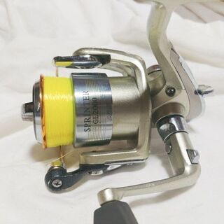 ダイワ　2000番スピニングリール3台+部品取り1台の画像