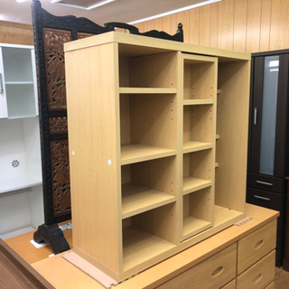 【リサイクルサービス八光　田上店　配達・設置OK】ナチュラルベージュ　スライド式本棚の画像