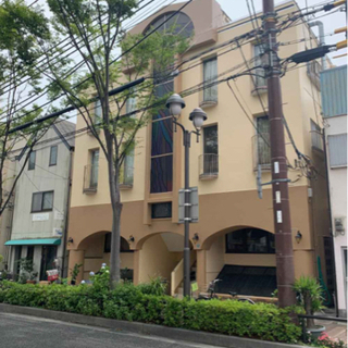 嬉しい敷金礼金なし♫人気エリアで幹線道路沿いで認知度あり♫小規模...