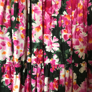 ZARA 新品 花柄ロングスカートの画像