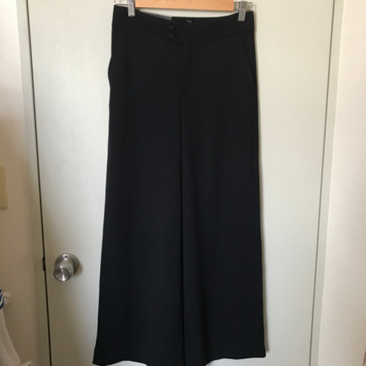 Banana Republic 新品 黒パンツ　2(M)サイズ