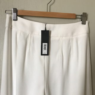Banana Republic 新品 白パンツ、2(M)サイズの画像
