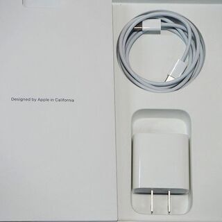 【苫小牧バナナ】Apple/アップル PYFW2J/A iPad Air 第10世代 256GB シルバー Wi-Fiモデル 10.9インチ MYFW2J/A同等品 背面名前刻印あり♪の画像