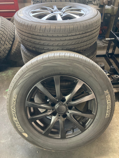 ヨコハマ　ブルーアース　215/65R16 NT31エクストレイル