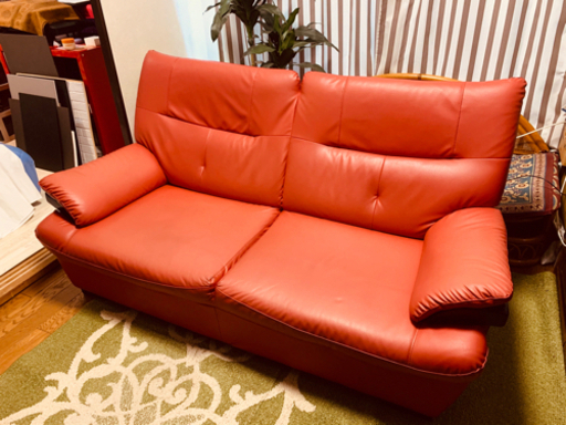 カワムラ家具　2.5人掛けソファー　赤