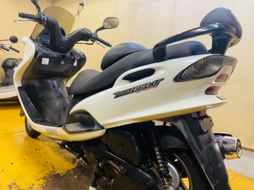 SUZUKI SE27 マジェスティ125 インジェクションです