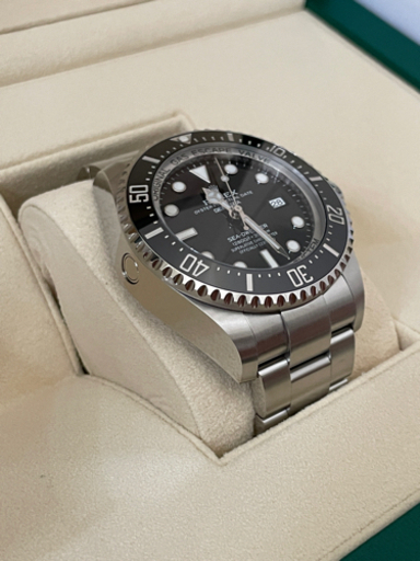 新品未使用　ロレックス　シードゥエラー　ディープシー　黒ブラック　ref. 126660 国内正規品　ブレス調整済