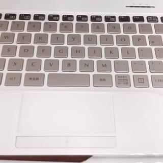 FUJITSU 富士通 レディスデザイン PC フローラルキス  CH75/R FLORAL KISS i5-4200U 1.6GHZ 4GB HDD/500GB WINDOWS 8.1の画像