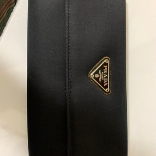 PRADA 長財布