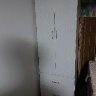 衣装棚、収納棚、ドレッサー