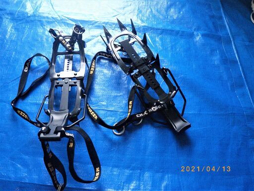 新品　アイゼン2足