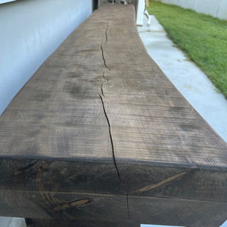 60年物の古木(杉)で作るベンチの画像