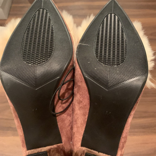 新品　パンプス