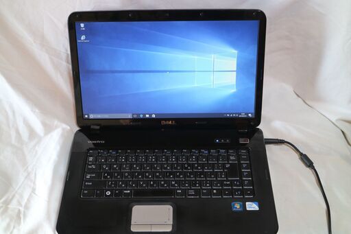 DELL Vostro 1015   Wondows11　 office2019インストールしています。ACアダプター付属します。ライセンス承認、アップデート完了。