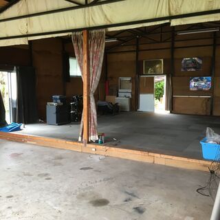 レンタルプレハブ倉庫、90㎡、倉庫、事務所、ガレージに − 岡山県