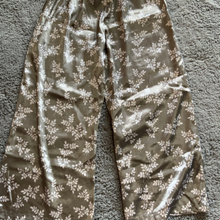 フェリシモ　パンツ　サイズSの画像