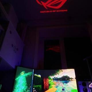 ASUS ROG ロゴ USBライト プロジェクターの画像