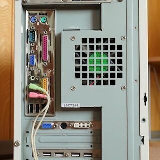 【無料・中古PC・動作品】ミドルタワー形デスクトップPC [Intel P4(2.4GHz)] の画像